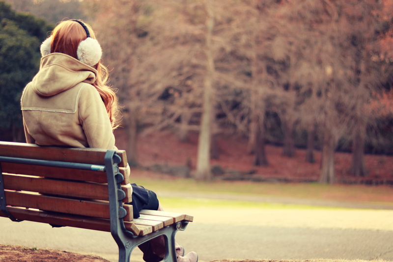 real people, bench, rear view, love, winter, adult, one Person, listening, two people, childhood, nature, park, people, woman, lifestyles, music, outdoors