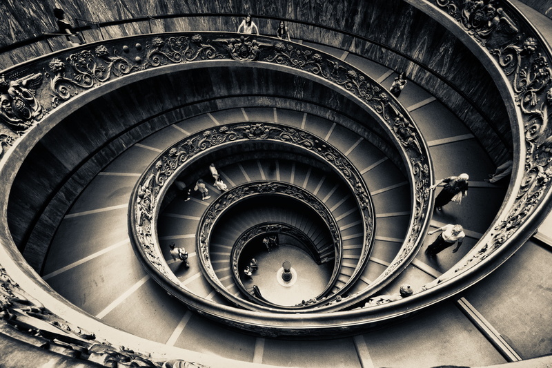 staircase, directly below, spiral Staircase, building, stairs, rotate, railing, travel, curve, stair, 4K, day, tourism, built structure, circle, diminishing perspective