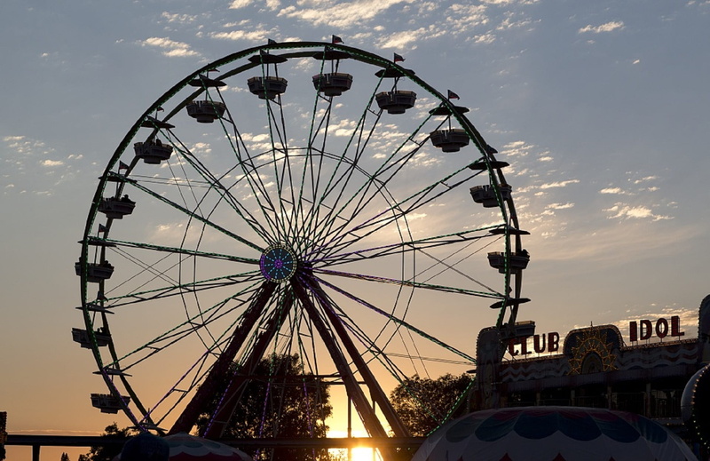 nature, travel destinations, sky, ferris wheel, california, circle, recreation, ferris, fair, geometric shape, leisure activity, sacramento, cloud - sky