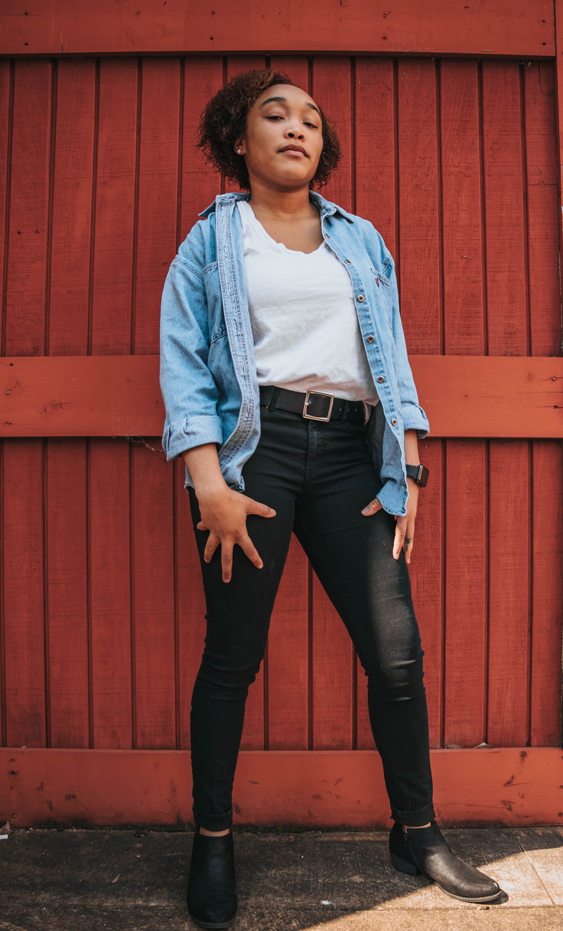 looking, denim, lifestyles, riding boot, footwear, apparel, young adult, hairstyle, fece, clothing, day, 5K, looking away, full length, woman, standing