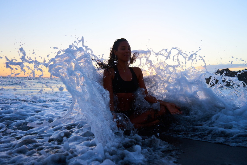 hairstyle, swimming, 1080P, lifestyles, three quarter length, front view, ocean, wave, water, female, shore, leisure activity, smiling, enjoyment, beach