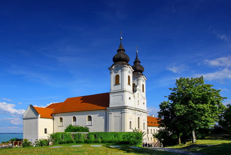 1080P, travel destinations, sky, church, hungary, abbey, tourism, tree, nature, religion, building exterior, history, summer, travel, destination, landscape
