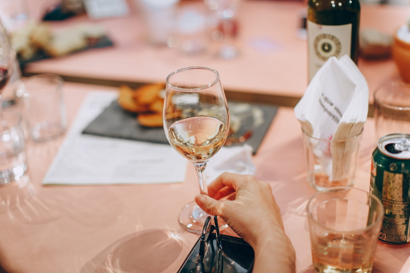 person, holding, wineglass, drinks, royalty  images, lifestyles, human hand, gathering, champagne, smartphone, phone, human body part, depth of field, hanging out
