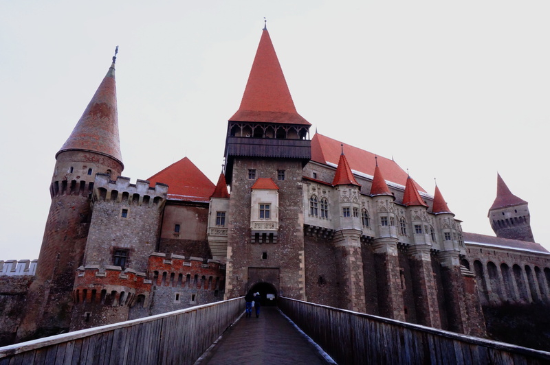 stronghold, famous Place, hunedoara, outdoors, spire, tradition, citadel, deva, corvin, fortress, travel, no people, ro, sky, romania, entrance, place of worship