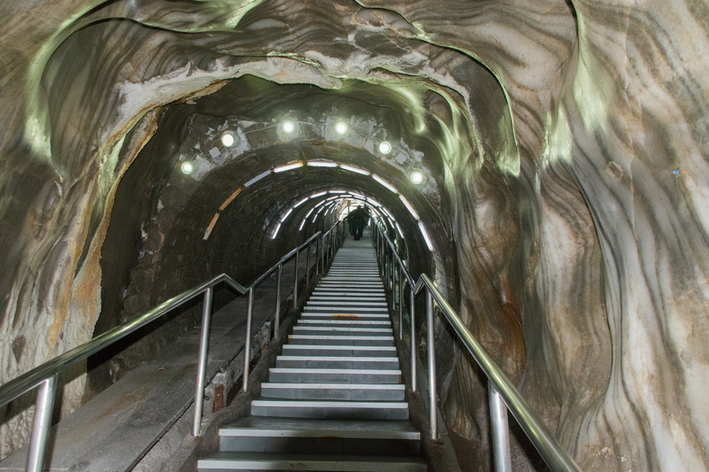 aisle, rumania, mine, 5K, ceiling, public transportation, arch, turda salt mine, empty, railing, diminishing perspective, the way forward, built structure