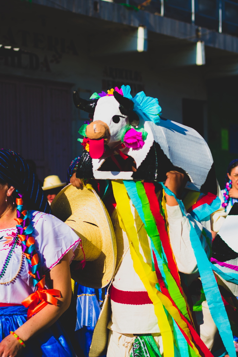 representation, outdoors, shelf, bead, focus on foreground, crowd, costume, celebration, group of people, parade, multi colored, real people, arts culture and entertainment