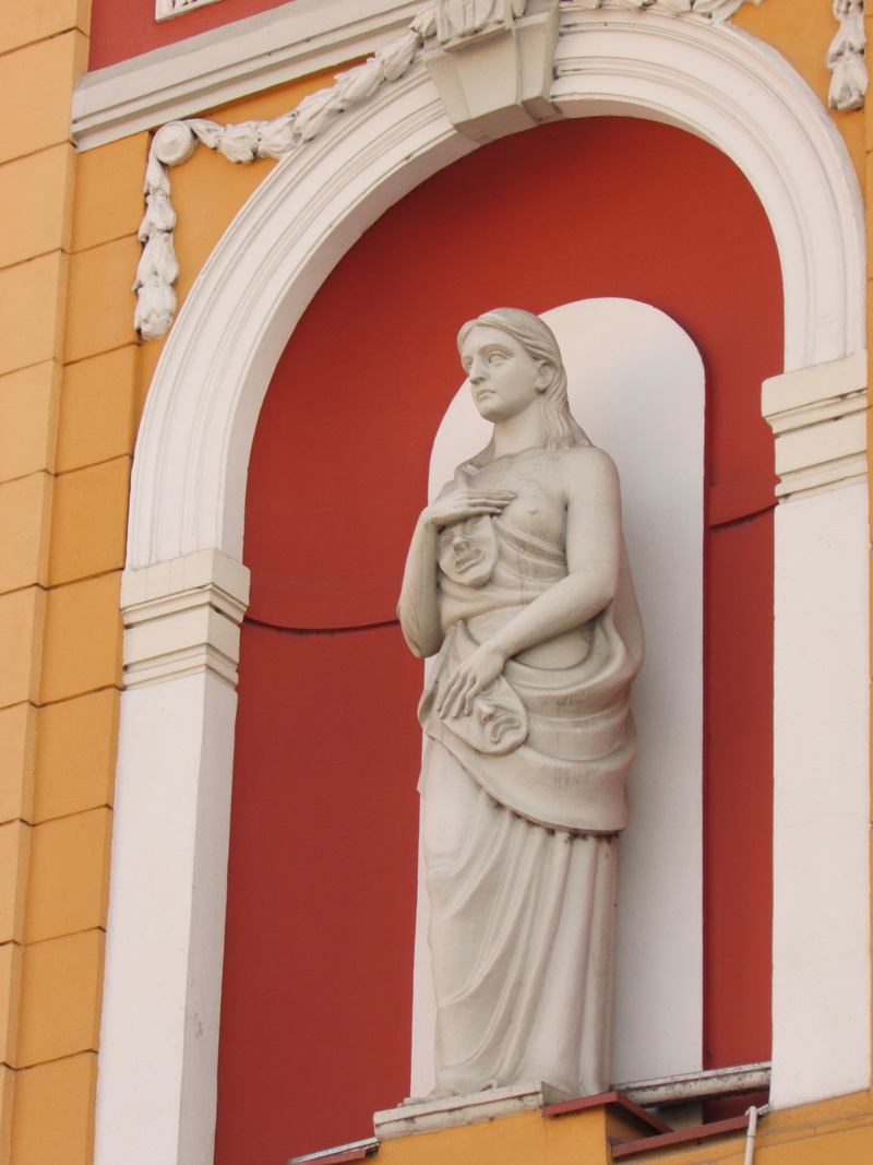 arch, romania, architectural column, creativity, old town, no people, building exterior, buildings, day, built structure, transylvania, sculpture, architecture