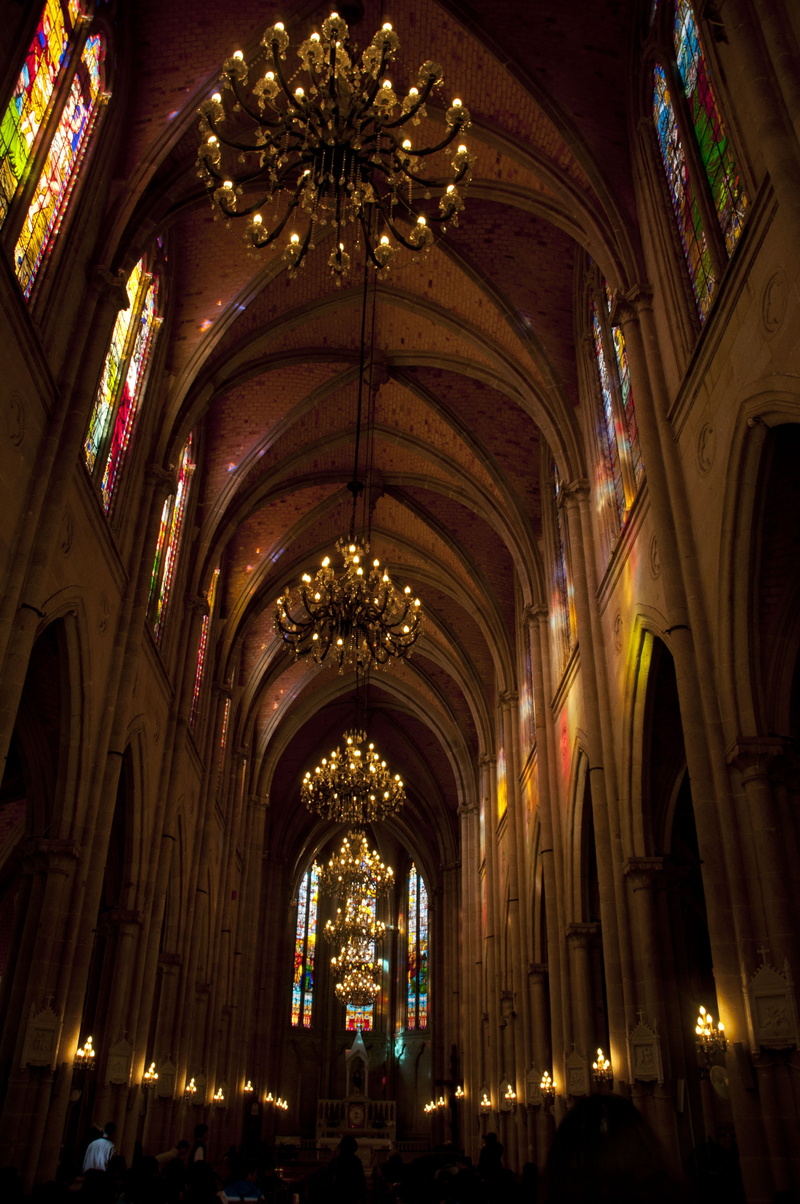 arch, catholic, sacred heart guangzhou, architecture, architecture and art, architectural column, incidental people, ceiling, granite, illuminated, spirituality