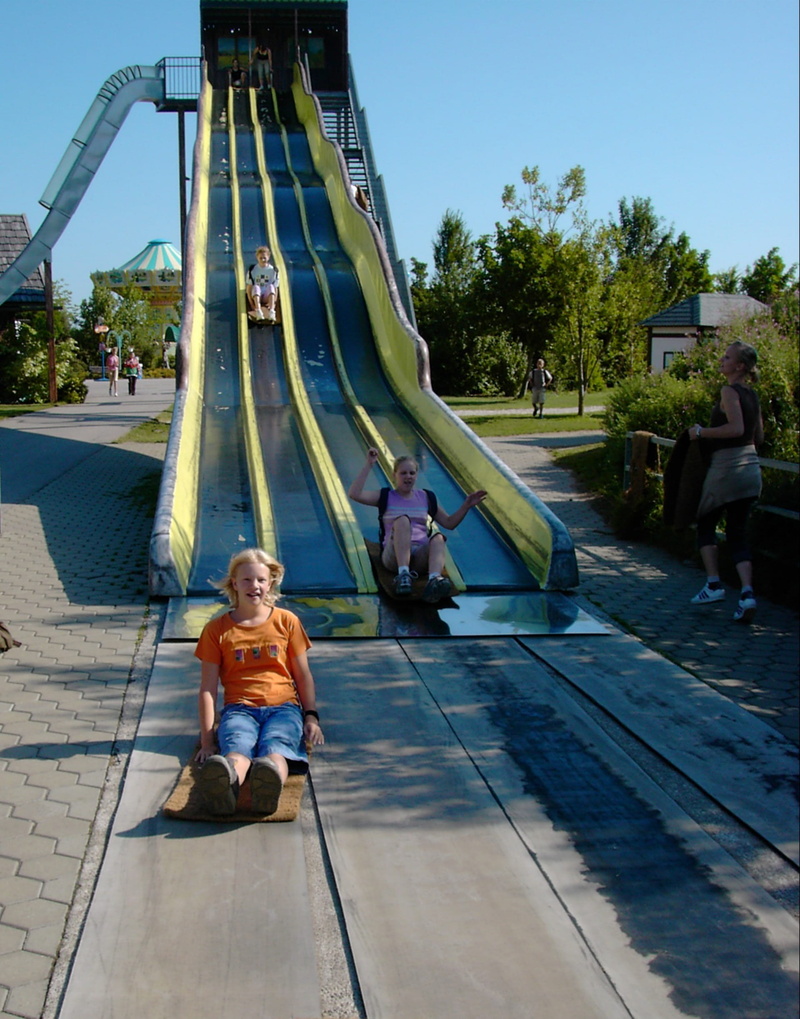 sunlight, leisure activity, people, yellow, beautiful, sitting, architecture, real people, women, two people, day, Slide, childhood, shadow play, Girl