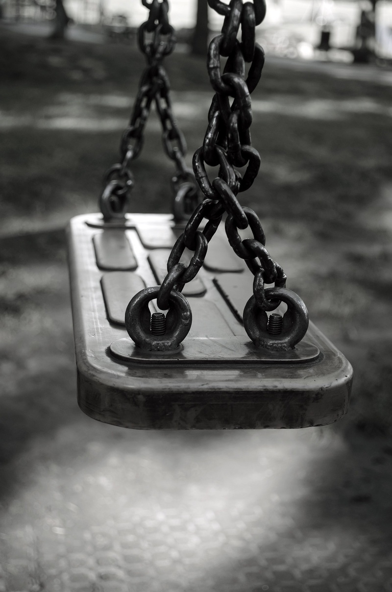 structure, childhood, absence, slide, plastic, park, leisure, fun, game, old, focus on foreground, no people, setting, outside, 1080P, chain, exercise