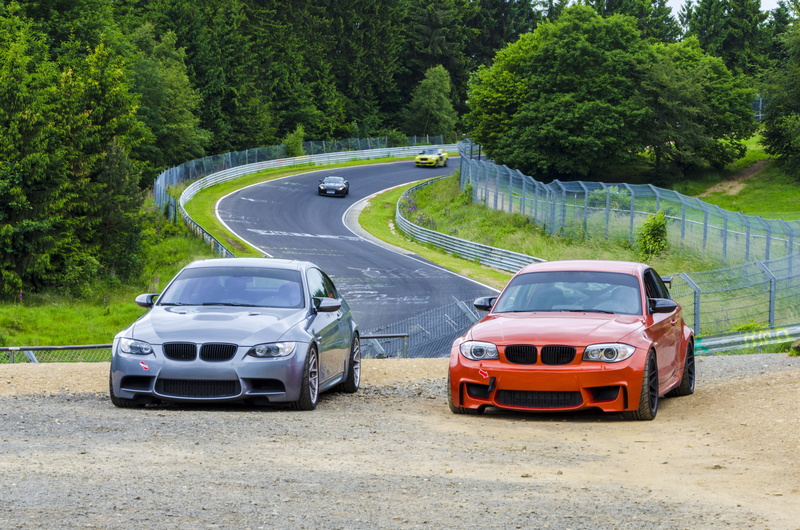 cars, car, 4K, land, road trip, red, land vehicle, sports utility vehicle, no people, outdoors, bmw, growth, travel, motor vehicle, mode of transportation