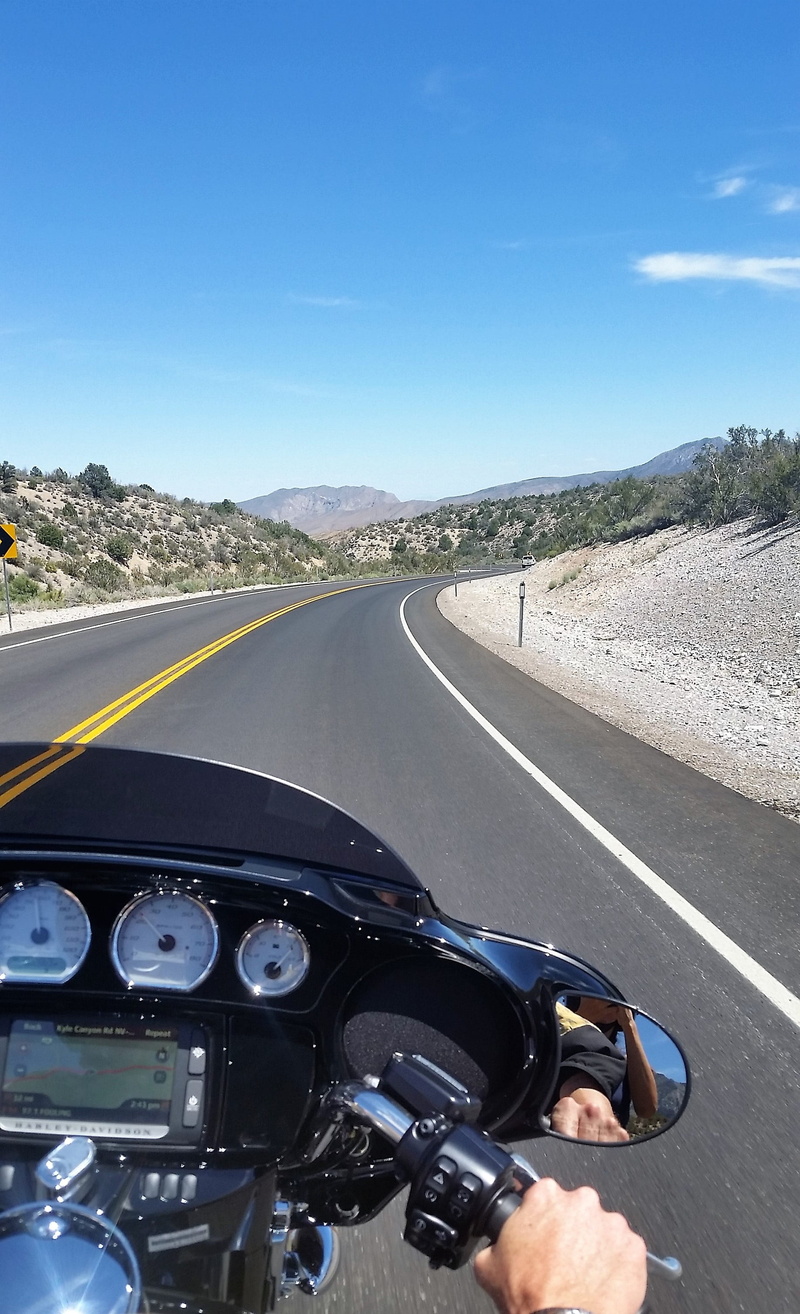 black, dom, travel, desert, the way forward, road marking, las vegas, fun, transportation, journey, land vehicle, sky, curve, bike, sign, street, speedometer