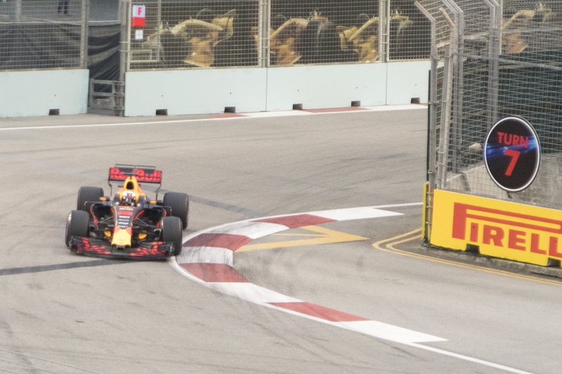 land vehicle, day, road marking, circuit, 8K, fast, night race, warning sign, marina bay, marking, no people, singapore, transportation, turn 7, guidance