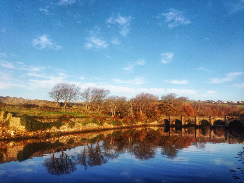 near, 2K, sky, bare trees, nature, clear, lake, CreativeCommons, outdoors, brown, tree, Bridge, reflection, river, Buncrana, trees, crana, water, scenics