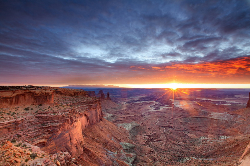 nature, canyon, sun, sunrise - Dawn, beauty In Nature, landscape, stone - Object, climate, tranquility, the sun, majestic, southwest USA, outdoors, rock
