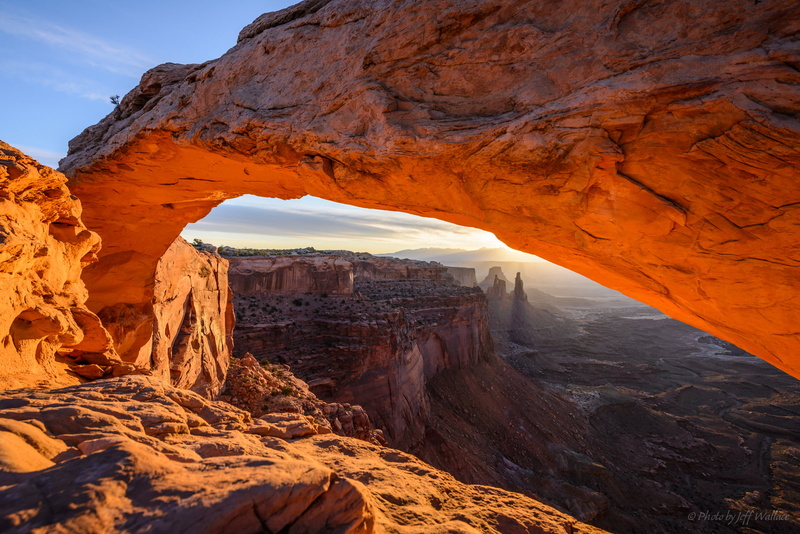 Glow and Shadows, Mesa Arch, Jeff Wallace, canyon, 1080P