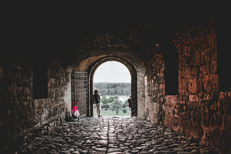 ancient, kalemegdan, history, stone wall, cobblestone, wall, built structure, forest, day, architecture, arch, building, leisure activity, beograd, building exterior