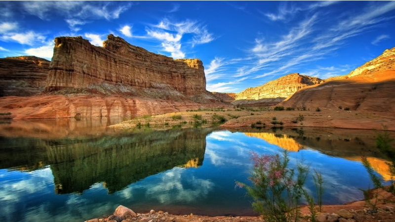 sky, reflection, travel destinations, 480P, non-urban scene, canyon, beauty in nature, landscape, no people, cloud - sky, lake, water, tranquility, eroded