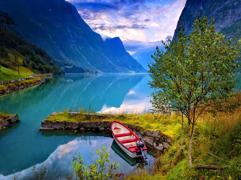 lovely, nice, mountain, beautiful, grass, crystal, river, lakeshore, riverbank, clear, shore, abandoned, lake, mirrored, 1080P