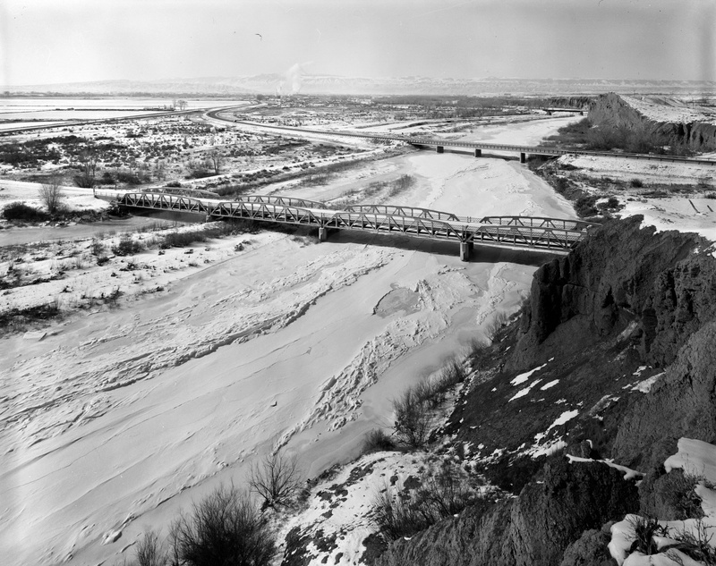 wyoming, Western, built structure, EJZ Bridge over Shoshone River, sewage, river, environment, frozen, hydroelectric power, shoeshone, no people, shoshone