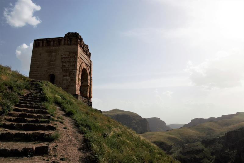 no people, outdoors, the past, nature, tourism, mountain, azerbaijan province, old ruin, ruined, architecture, travel destinations, 5K, low angle view