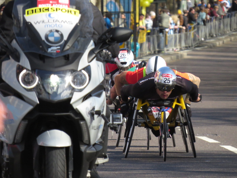 attitude, incidental people, motorcycle, city, strength, people, outdoors, riding, 2K, sports race, helmet, Persistence, crash helmet, scooter, energy