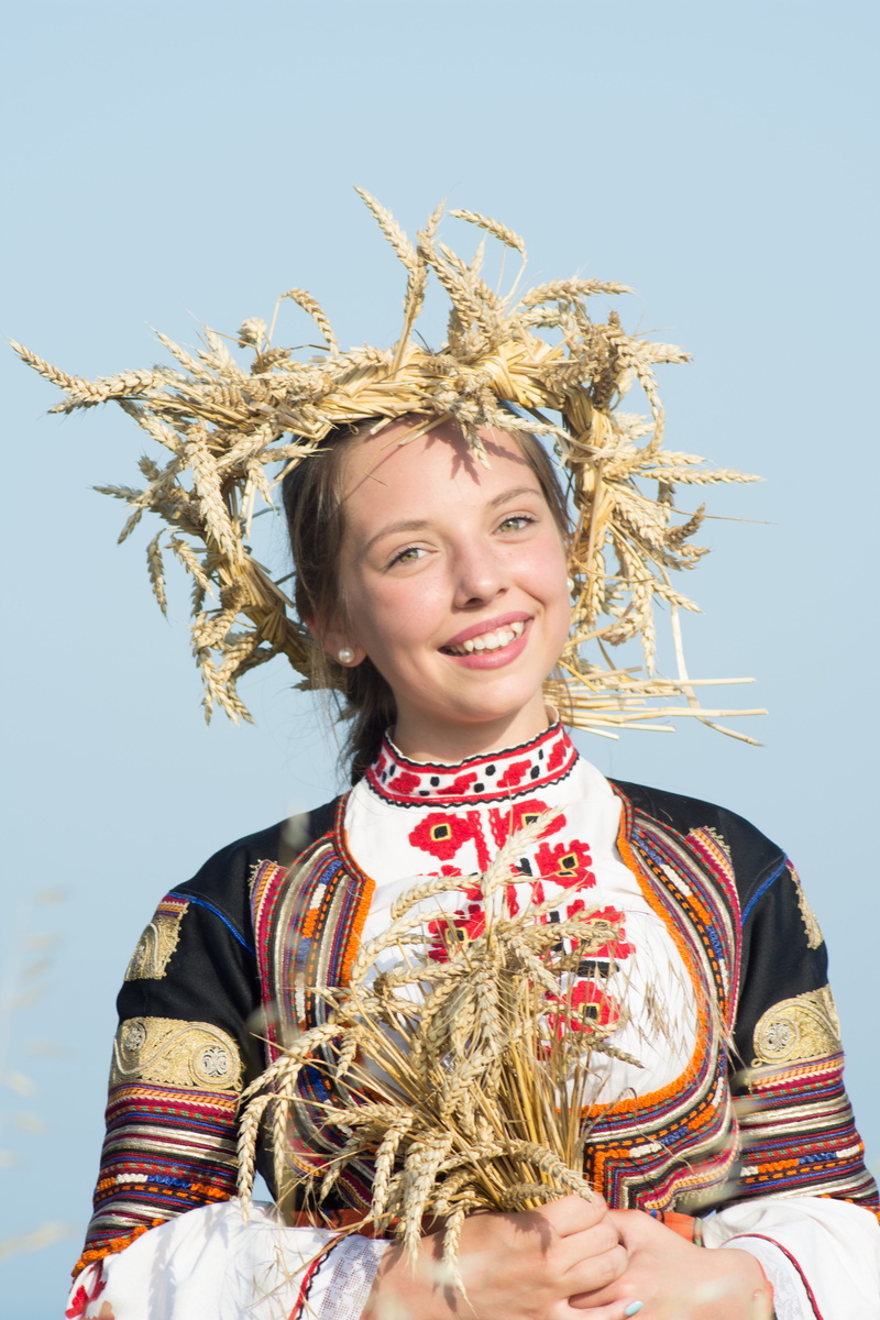 sky, smiling, portrait, Food, season, young women, bouquet, bulgaria, young adult, emotion, countryside, wheat, waist up, farming, sun, agriculture, field