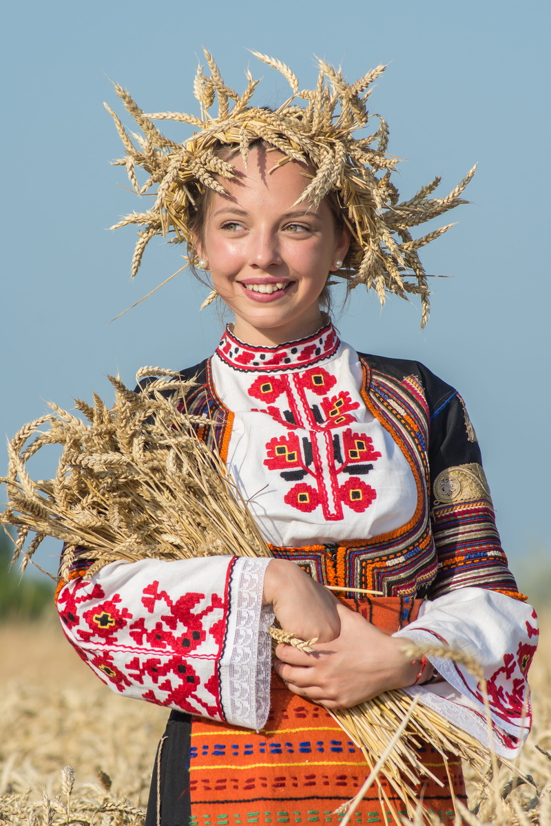 farming, bulgaria, one woman only, harvesting, teenager, adults only, yellow, Food, country, bulgarian traditions, healthy, innocence, field, Nature, emotion