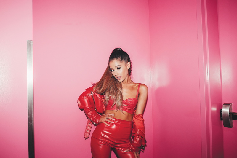Ariana Grande, women, leather, pink, 4K