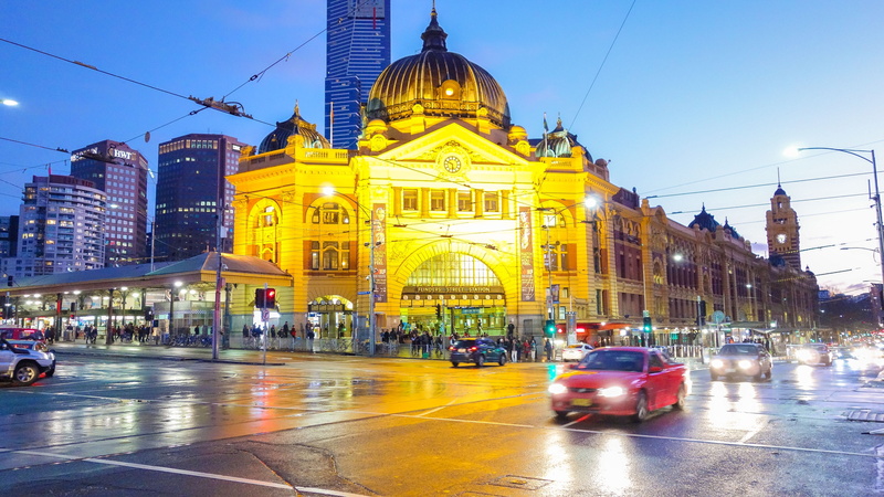 river, Night Shot, city street, Melbourne, running, car, road, rain, near, 5K, vehicles, cityscape, building exterior, City, travel destinations, mode of transportation