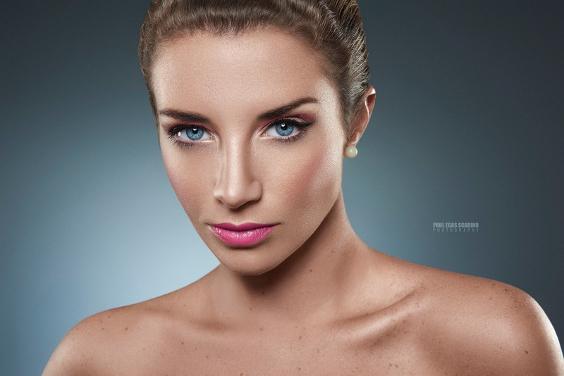 gray background, blue background, portrait, Paul Egas Scarino, face, human face, 1080P, women, one person, blue eyes, body part, adult, beautiful woman