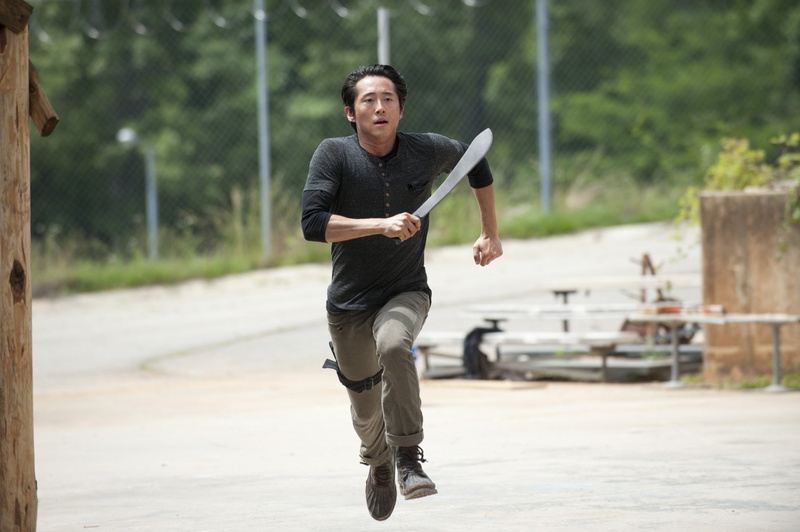 casual clothing, real people, lifestyles, leisure activity, sport, 1080P, motion, front view, young men, The Walking Dead, focus on foreground, Glenn Rhee