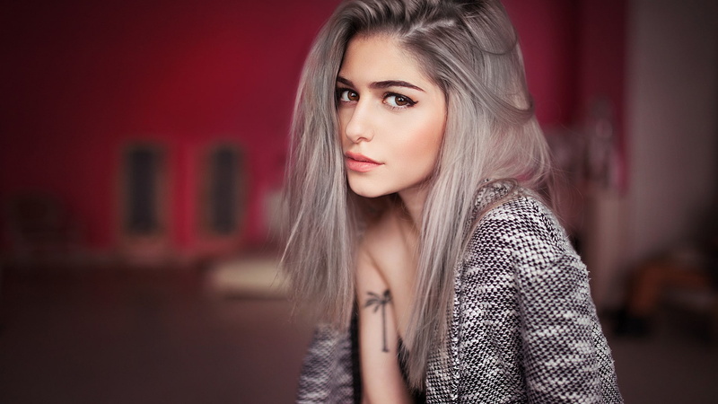 women, Ivan Gorokhov, looking at viewer, tattoo, brown eyes, sweater, portrait, face, room, long hair, dyed hair, 1080P, depth of field, Galina Rover