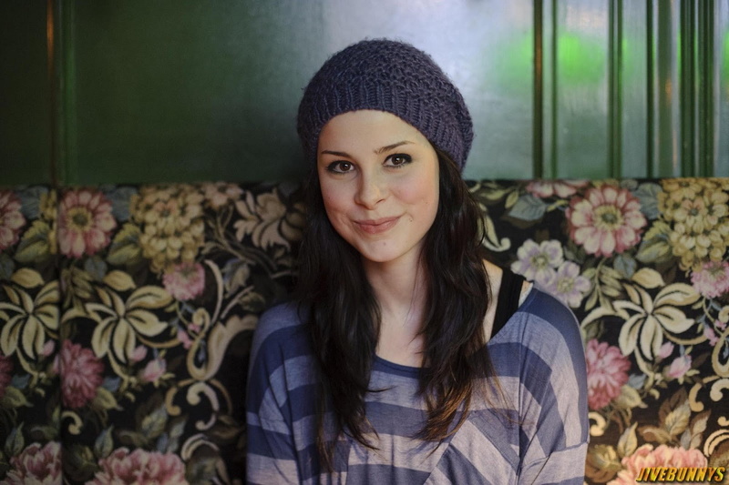eyes, looking at viewer, 720P, brunette, beanie, Lena Meyer-Landrut, brown eyes, singer, knit hat