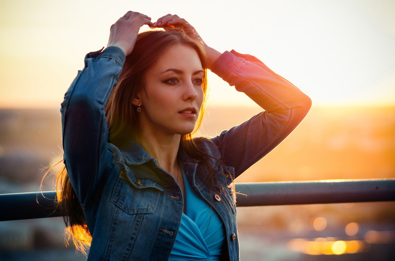 blue tops, sunset, looking into the distance, Nadya, jean jacket, jeans jacket, brown eyes, women, long hair, 1080P, open mouth, brunette, Igor Gorshkov