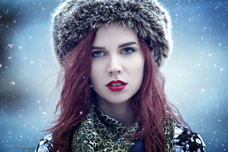 women, adult, beautiful people, warm clothing, young women, cold temperature, looking at camera, ice, snow, portrait, beautiful woman, headshot, snowing