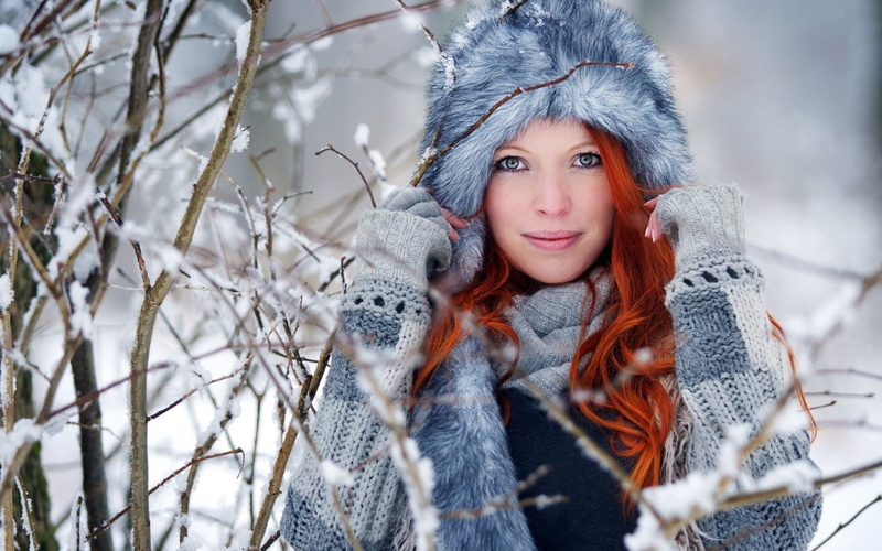 mink, hair, clothing, women, selective focus, trees, beauty, snow, beautiful woman, smiling, front view, wavy hair, long hair, portrait, fur cap, land