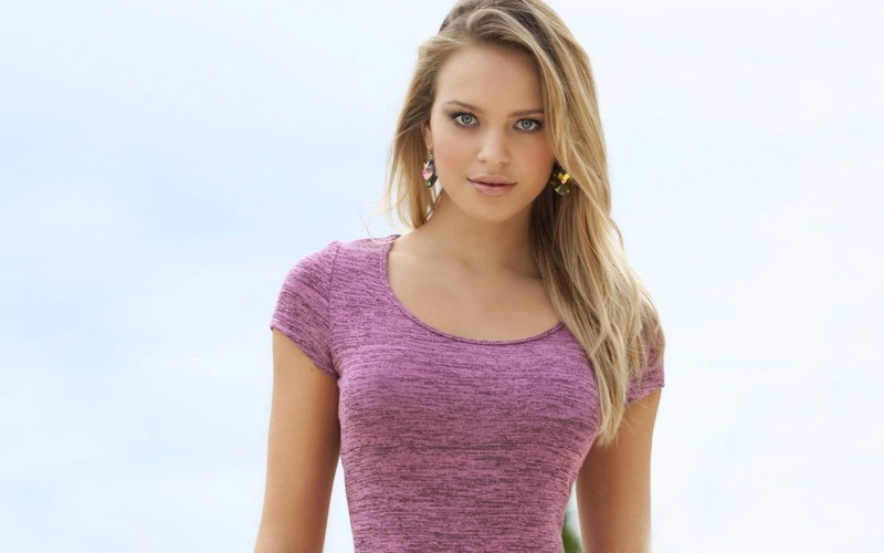 Elisandra Tomacheski, standing, lifestyles, beautiful woman, waist up, Models, looking at camera, portrait, long hair, young women, beauty, young adult