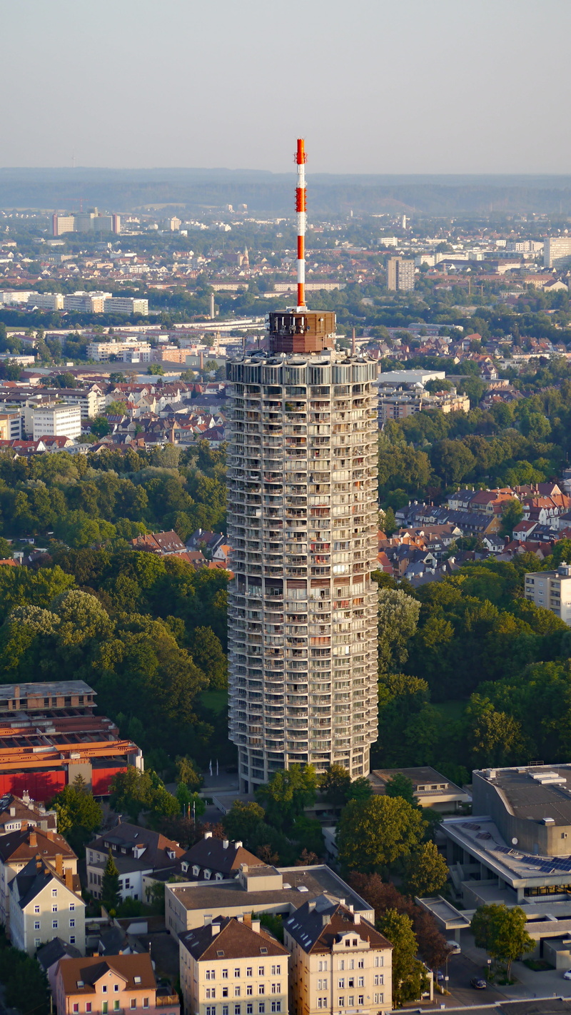 skyscraper, residential district, augsburg, day, 4K, architecture, swabia, city, building, nature, sky, tree, corn on the cob, built structure, cityscape