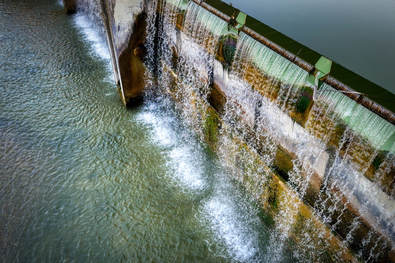 run over, no people, architecture, 5K, motion, nature, waterfall, river, flowing water, high angle view, sea, barrage, artificial, fuel and power generation