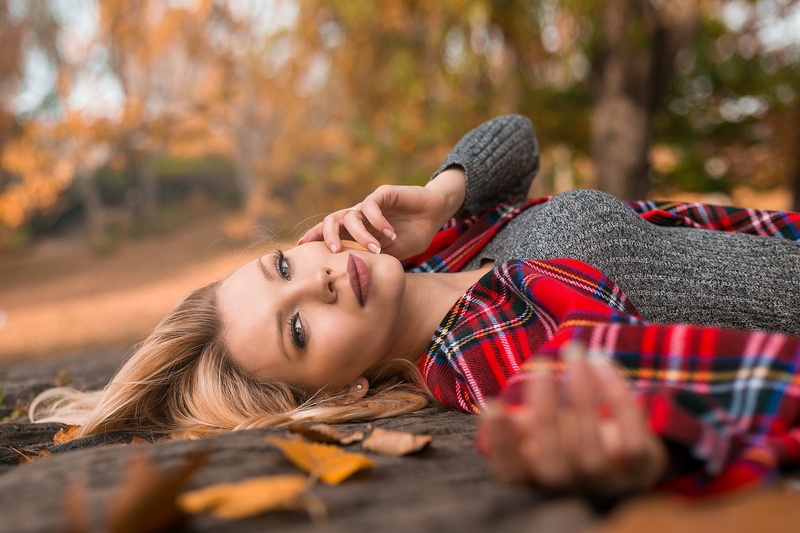 Sonny Bui, sweater, lying down, depth of field, women, coats, touching face, model, laying on back, blonde, plaid shirt, grey sweater, 1080P