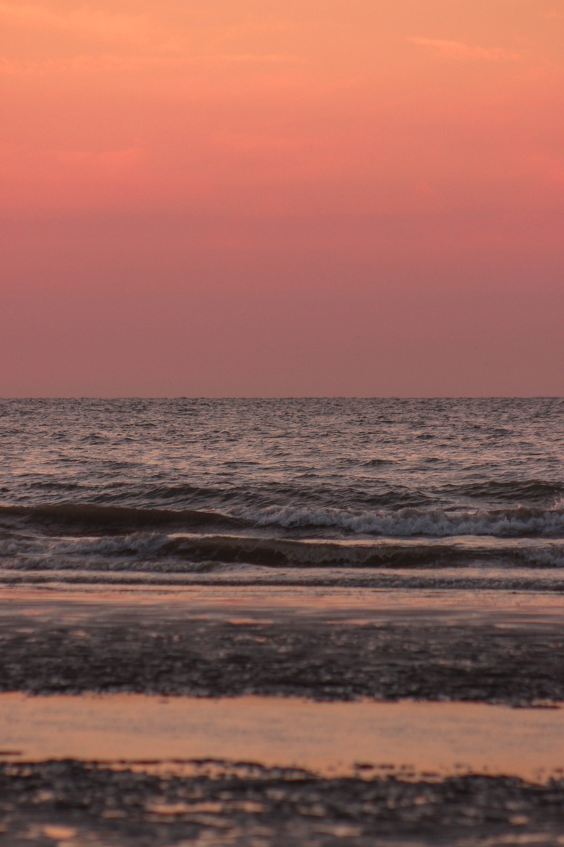 dusk, motion, sky, no people, beach, horizon over water, dramatic sky, tranquil scene, beauty in nature, dunkirk, sea, scenics - nature, seascape, waves