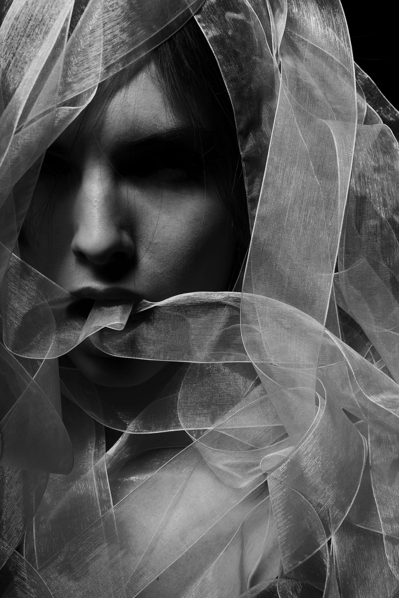 dark, grayscale, young adult, veil, portrait, contemplation, females, look, looking, real people, female, skin, young, headshot, hairstyle, costume, blur