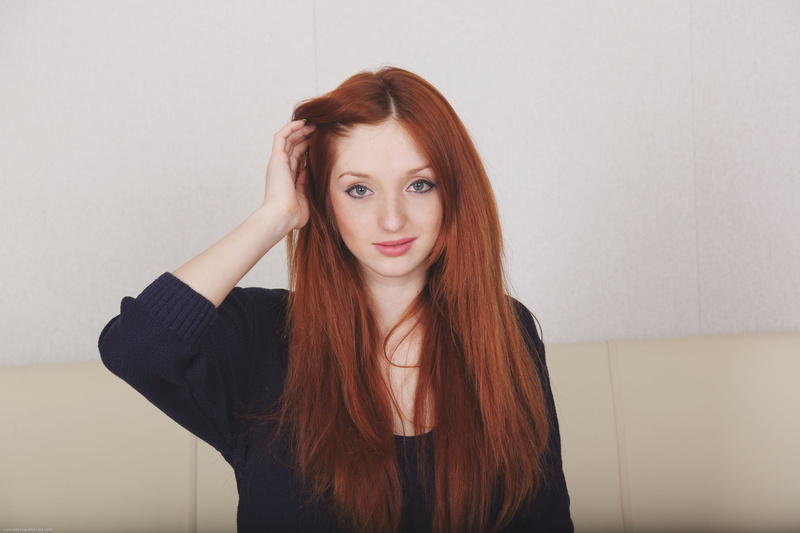 face, touching hair, smiling, hands in hair, Michelle H. Paghie, redhead, black sweater, women, long hair, women indoors, 5K, blue eyes