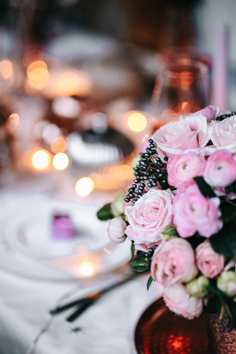 glass, fragility, Christmas, pink color, table set, focus on foreground, flowering plant, xmas, 5K, bouquet, decor, decorations, flower head, wedding