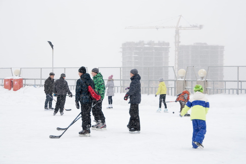 training, nature, occupation, play, skate, people, leisure, young, helmet, men, sport, day, outdoors, icehockey, boy, architecture, kid, game, hockey, headwear