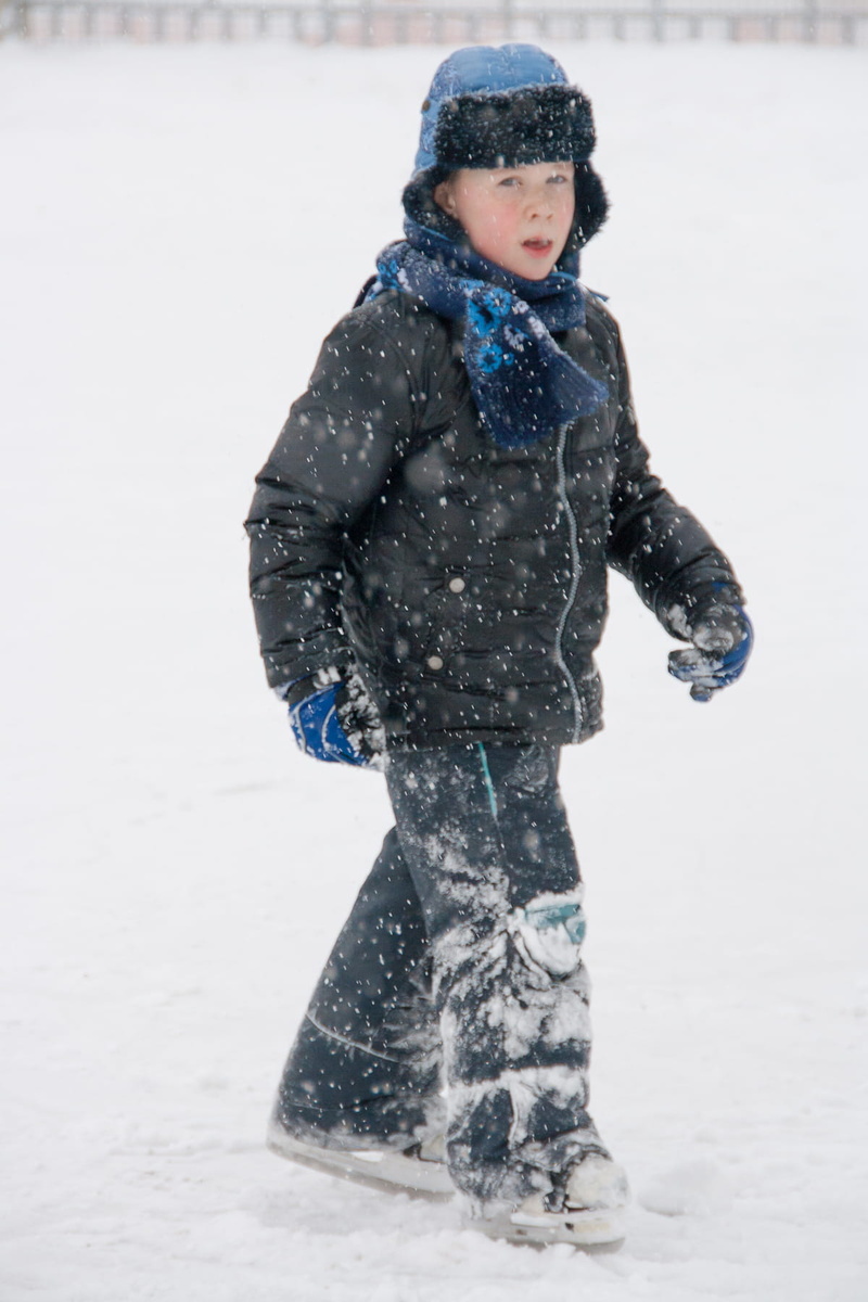 icehockey, game, people, ice-skating, skate, fun, innocence, training, ice, boy, one person, boys, nature, males, lifestyles, snowing, icy, hobby, warm clothing