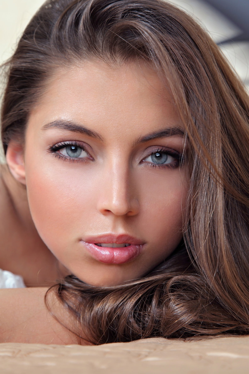 MetArt Magazine, portrait, model, eyelashes, blue eyes, women, juicy lips, Met-Art, brunette, Valentina Kolesnikova, 720P, face