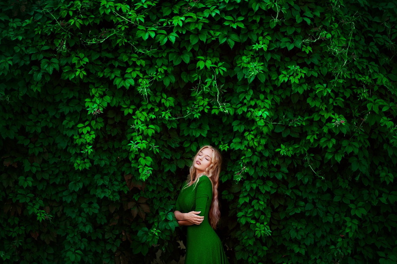 Ann Nevreva, 1080P, women, blonde, closed eyes, model, leaves, trees, green dress, dress