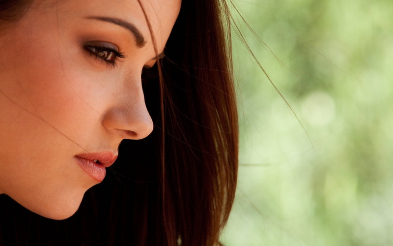 human face, young women, looking, women, close-up, focus on foreground, one person, contemplation, profile view, beauty, young adult, 1080P, make-up, headshot